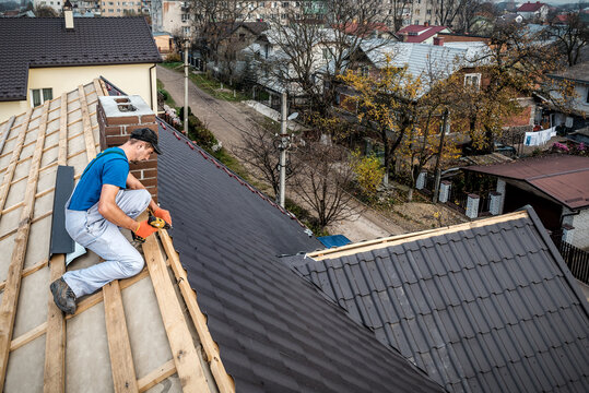 Roofing Services in Monmouth Beach